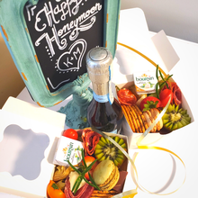 Load image into Gallery viewer, Couples Charcuterie Box