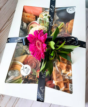 Load image into Gallery viewer, Brunch Box