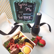 Load image into Gallery viewer, Couples Charcuterie Box